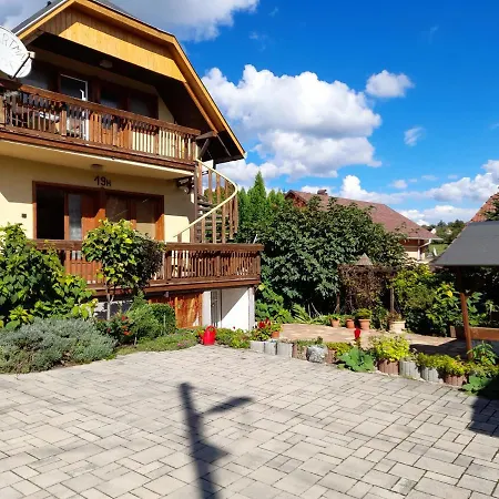 Apartment Harmonia Vendeghaz 100 Meterre Az Igali Gyogyfuerdotol