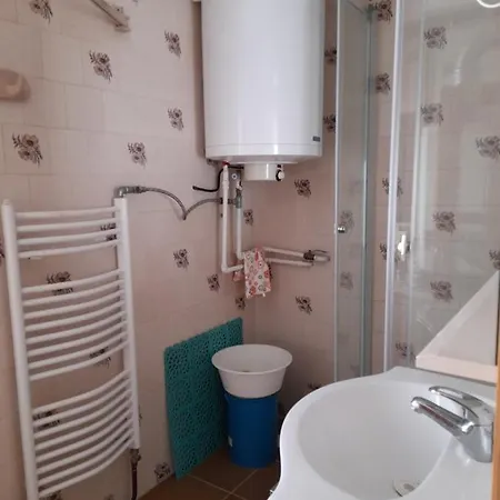 شقة Harmonia Vendeghaz 100 Meterre Az Igali Gyogyfuerdotol إيغال