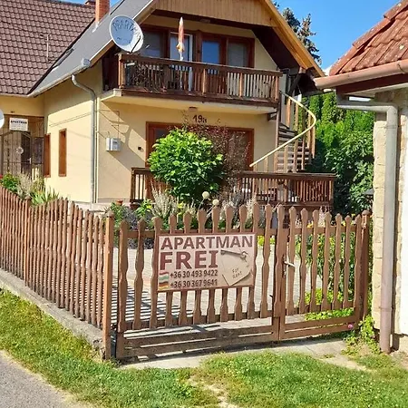 شقة Harmonia Vendeghaz 100 Meterre Az Igali Gyogyfuerdotol