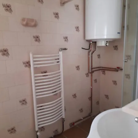 Harmónia 100 Méterre Az Igali Gyógyfürdőtől *