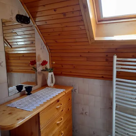 شقة Harmonia Vendeghaz 100 Meterre Az Igali Gyogyfuerdotol