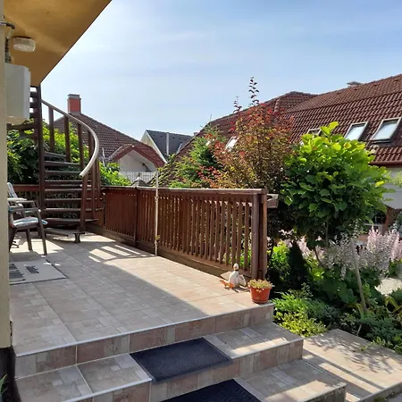 Harmonia Vendeghaz 100 Meterre Az Igali Gyogyfuerdotol شقة